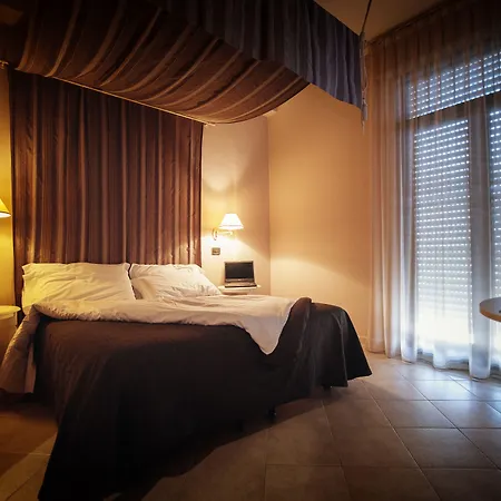 מלון Gran Paradiso 4*